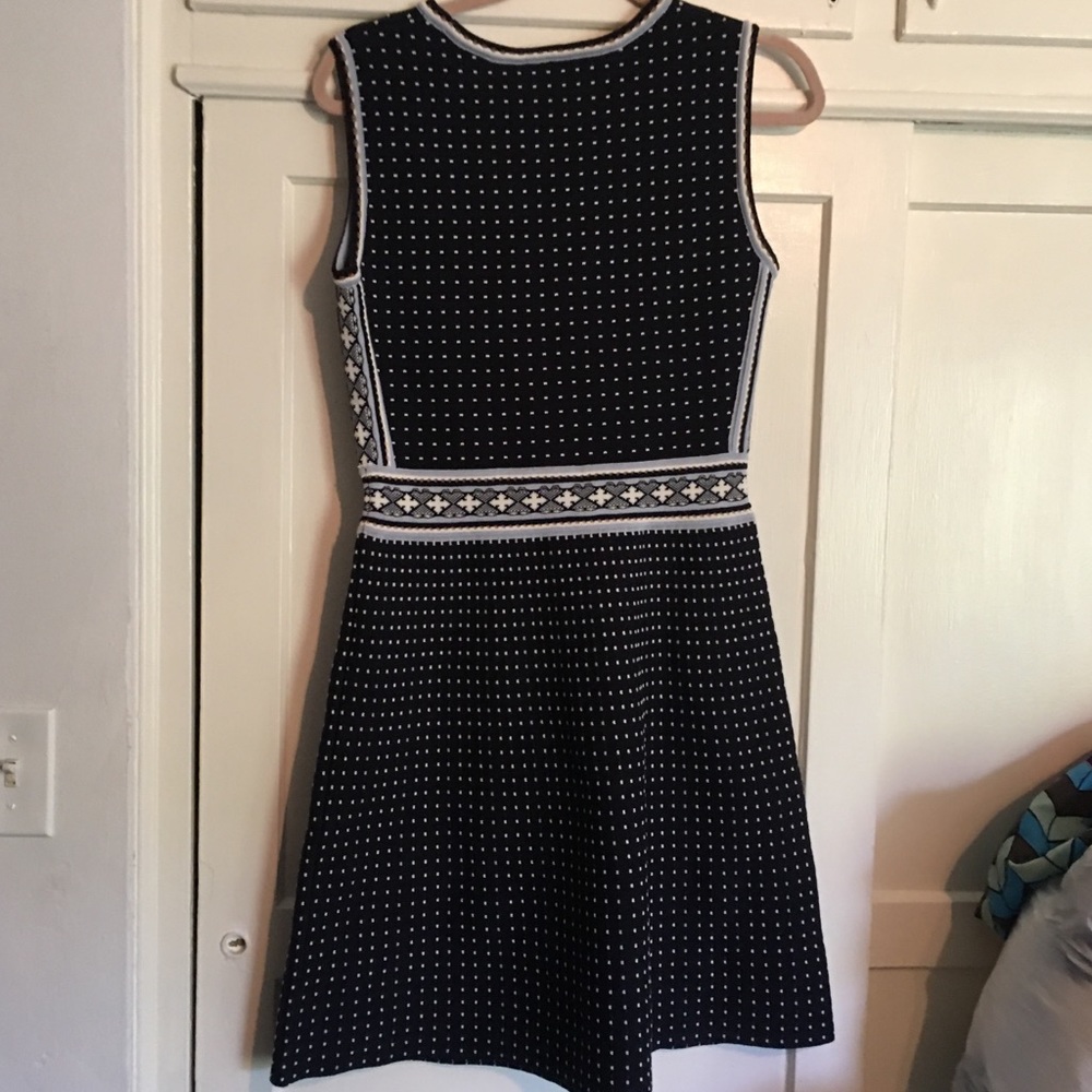 Tory Burch NWT Navy Mini Geo knit dress Sz SM new - Picture 3 of 16